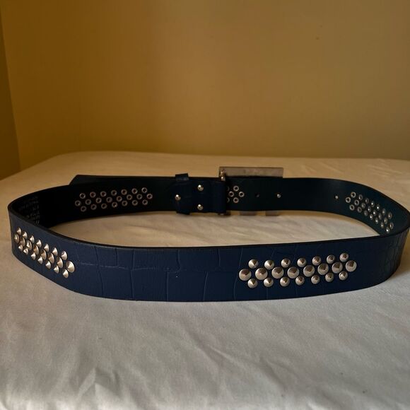 Blue Croc Embossed Studded Leather Belt Silver M Buckle Statement Y2K 40" - Picture 3 of 9